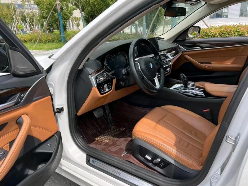 盐城17年宝马5系3