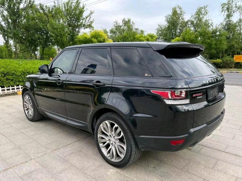 盐城16年路虎揽胜运动9