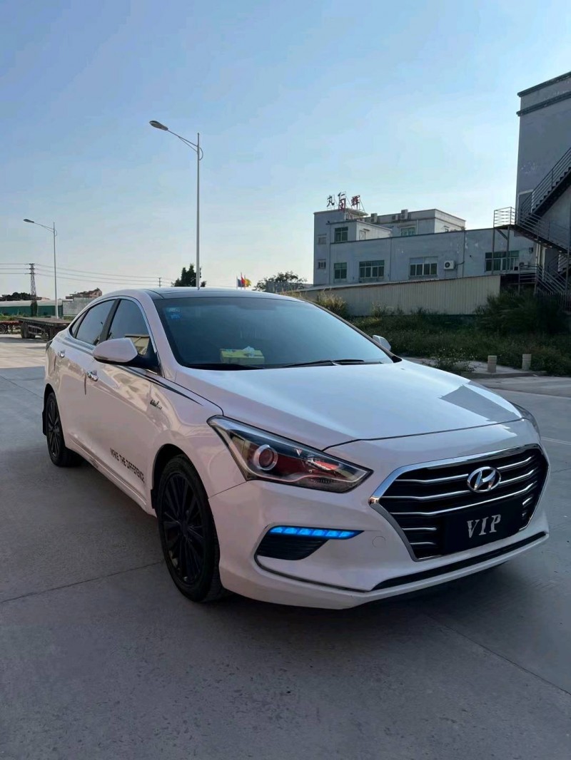 东莞17年现代名图3