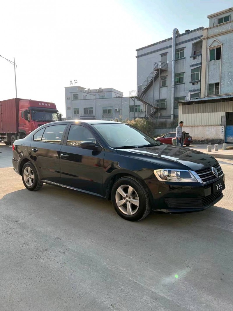 东莞16年大众朗逸3