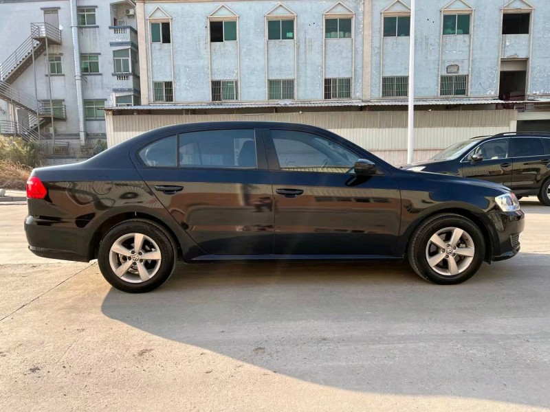 东莞16年大众朗逸7