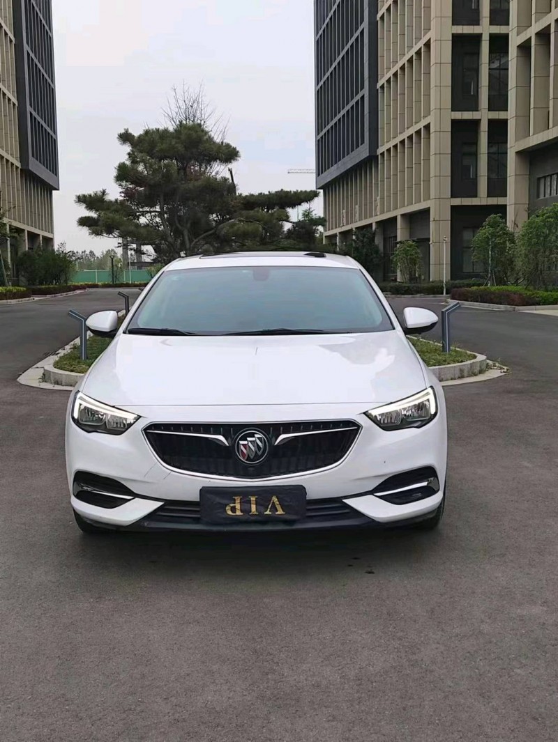 徐州18年别克君威1