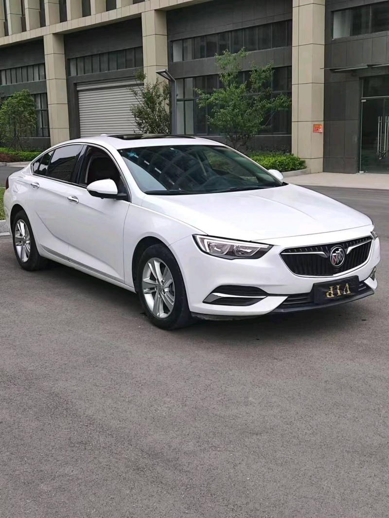 徐州18年别克君威3