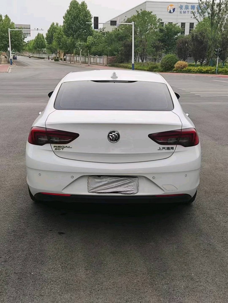 徐州18年别克君威9