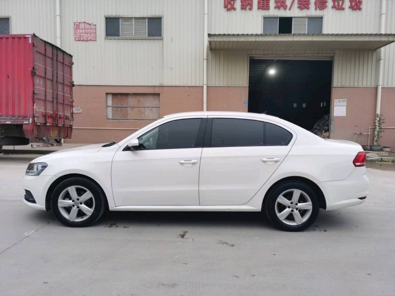 东莞19年大众朗逸7