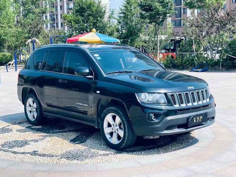 濰坊16年Jeep指南者1
