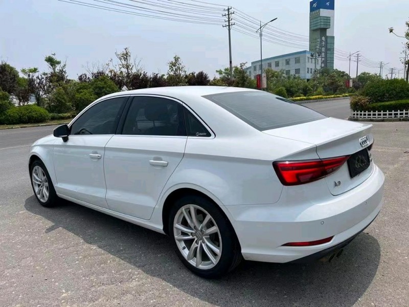 盐城17年奥迪A38