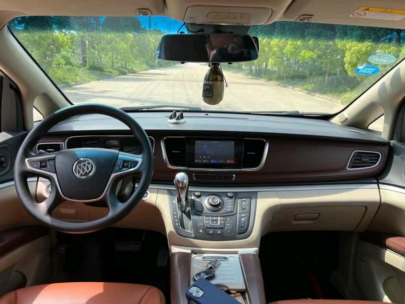 盐城15年别克GL84