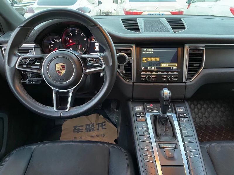 濰坊16年保時捷Macan9