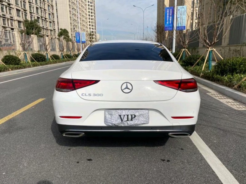 徐州19年奔驰CLS1