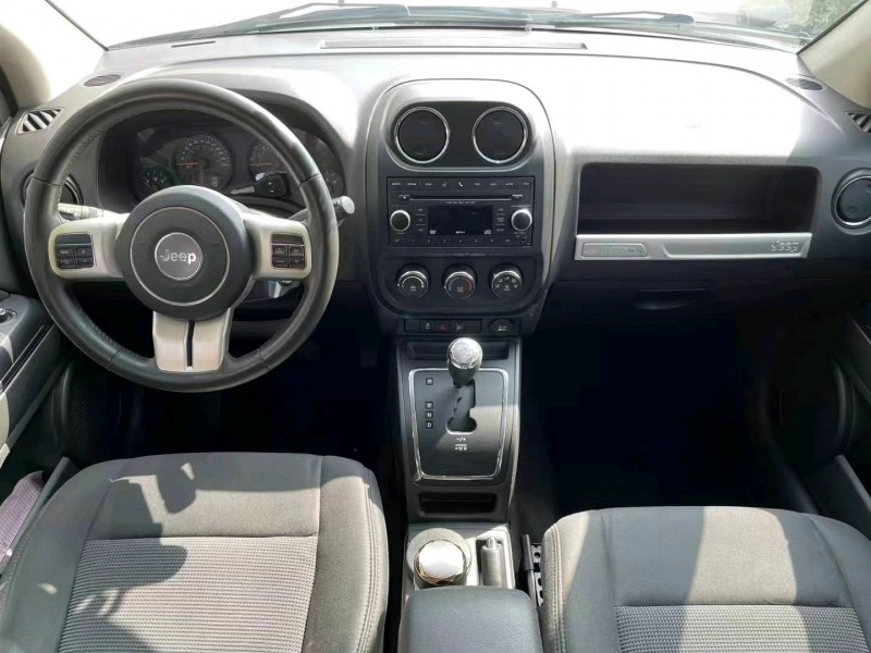 煙臺13年Jeep指南者7