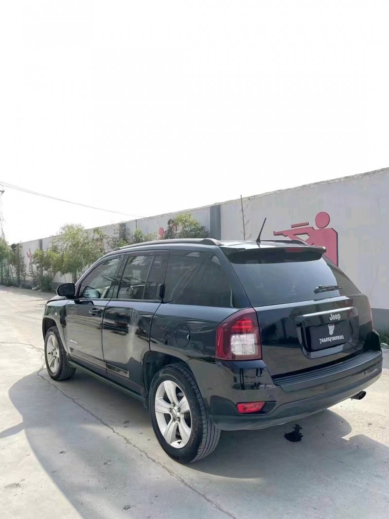煙臺13年Jeep指南者8
