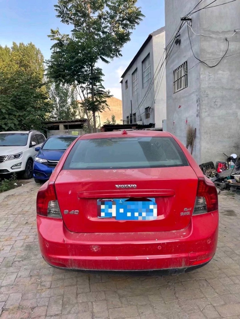 濰坊12年沃爾沃S404