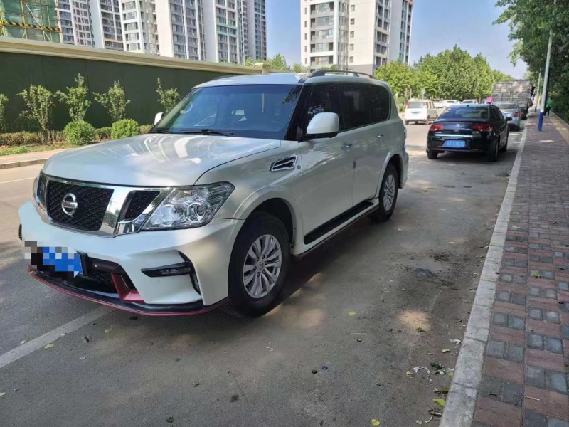 廣州17年日產途樂1