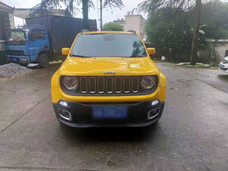 衡陽18年Jeep自由俠1