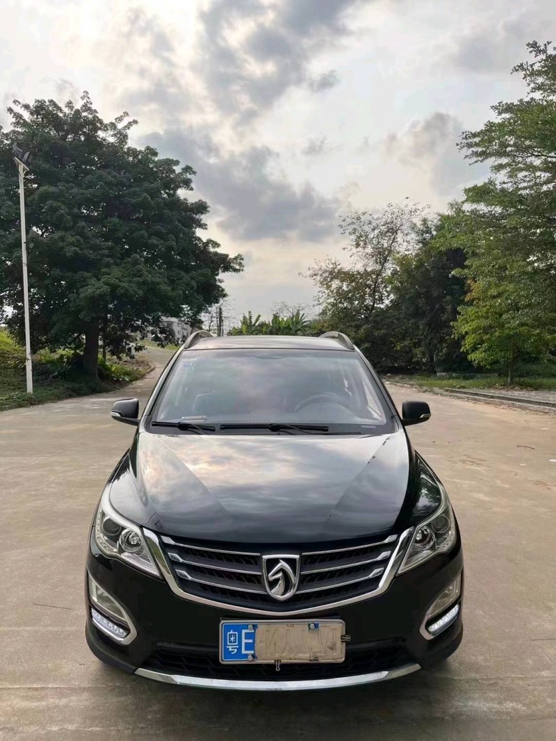 汕頭16年寶駿5601