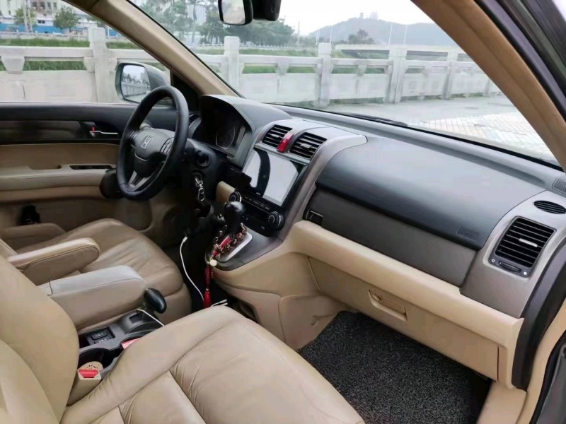 佛山10年本田CR-V8