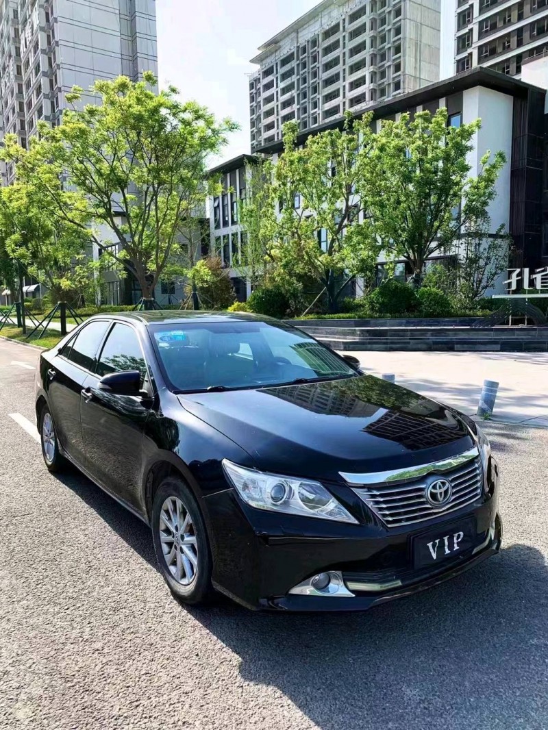 廊坊12年豐田凱美瑞3