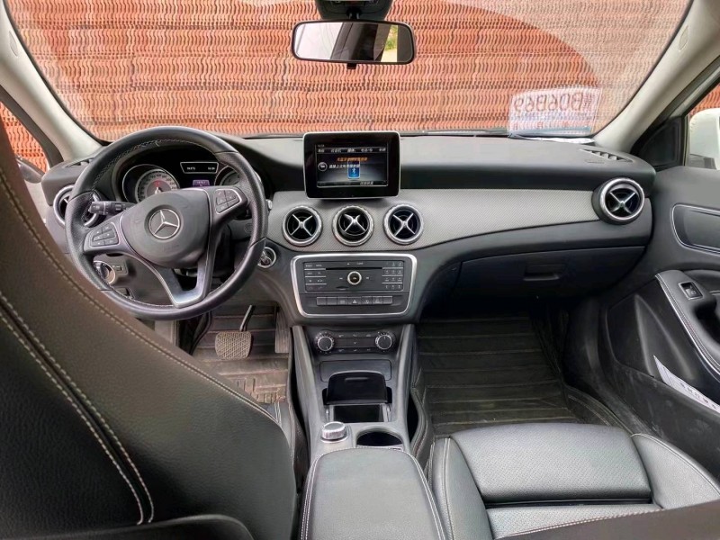 邯郸16年奔驰GLA4