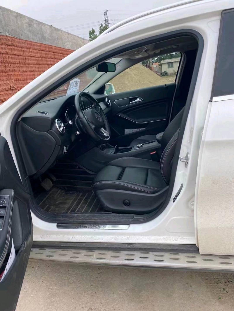 邯郸16年奔驰GLA6