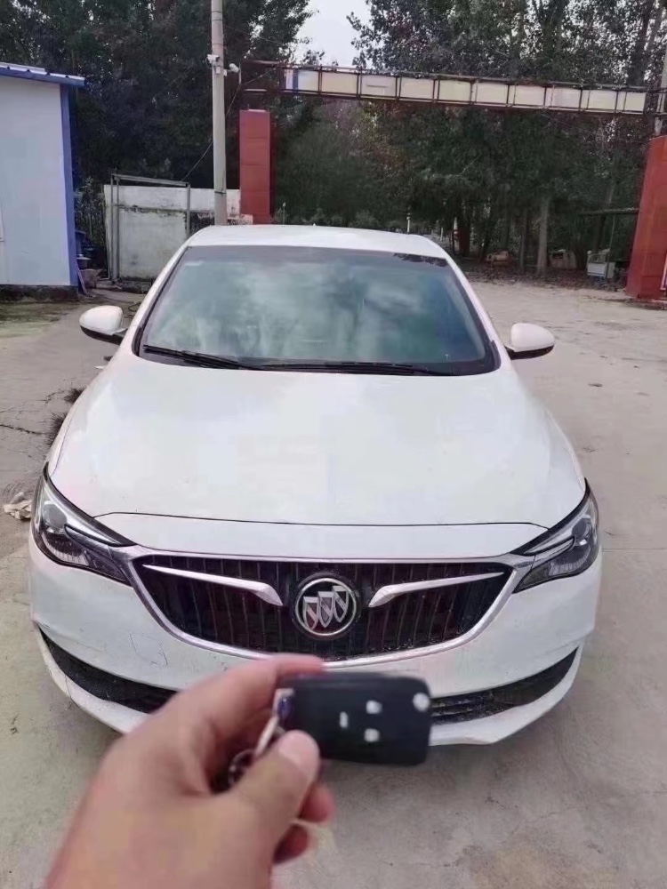 北京18年别克英朗6