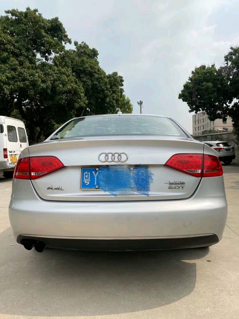 廣州12年奧迪A4L9