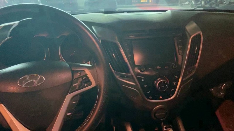 济南12年现代飞思5