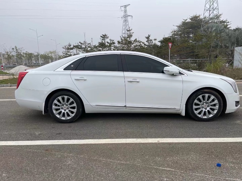 廈門16年凱迪拉克XTS7