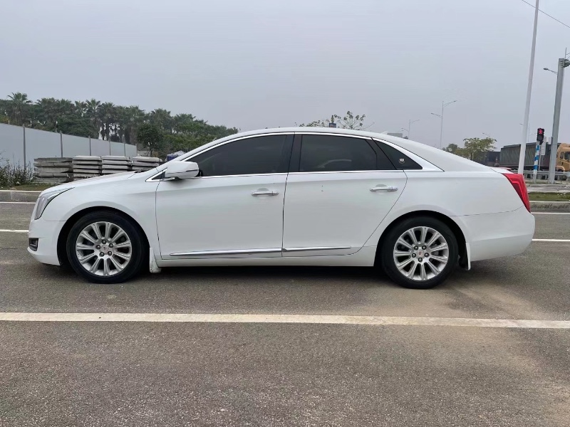 廈門16年凱迪拉克XTS6