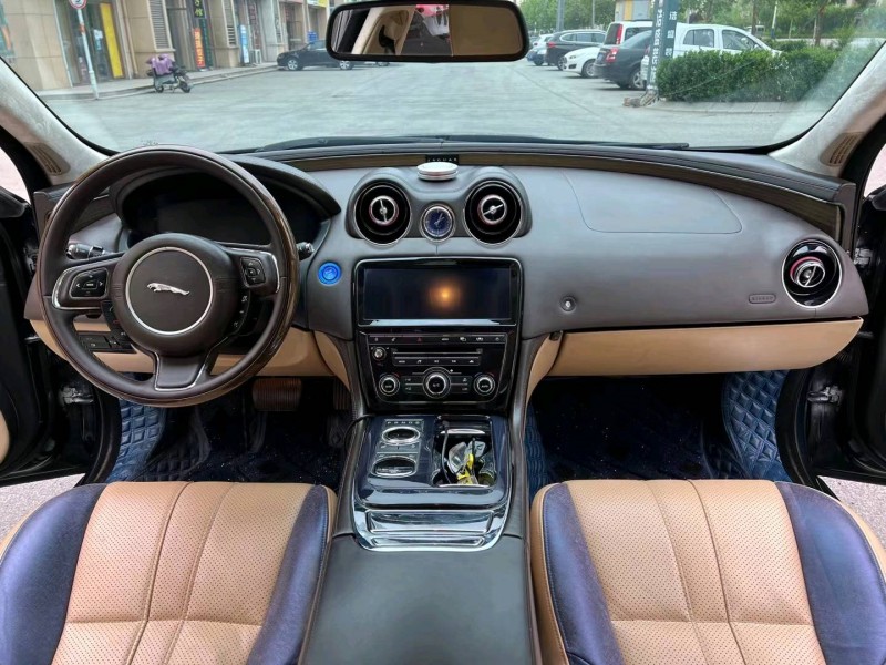 煙臺10年捷豹XJ6