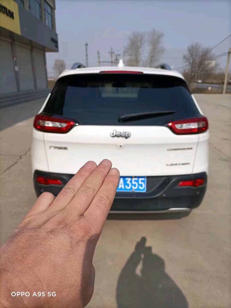 邢臺18年Jeep自由光7