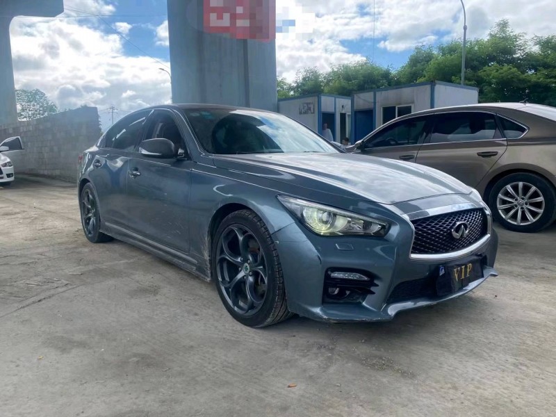 安順15年英菲尼迪Q50L6