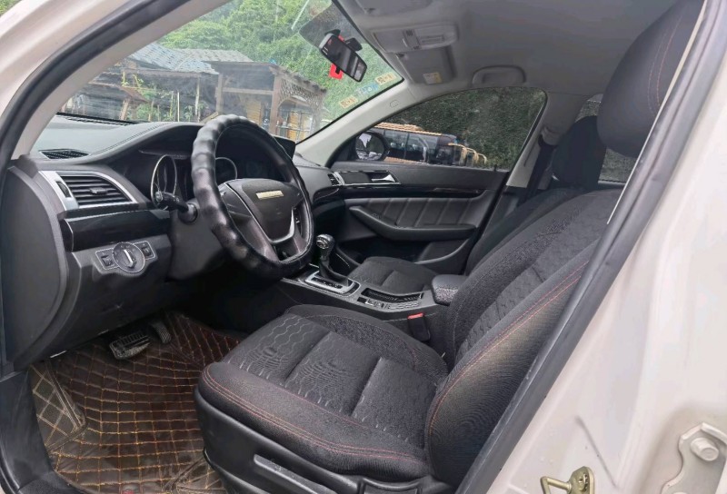安順16年獵豹汽車CS106