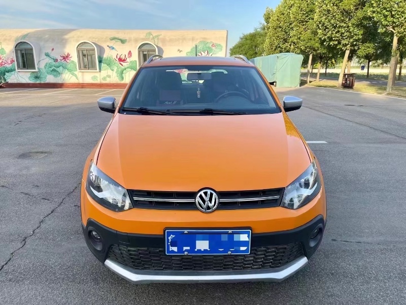 青岛14年大众polo8