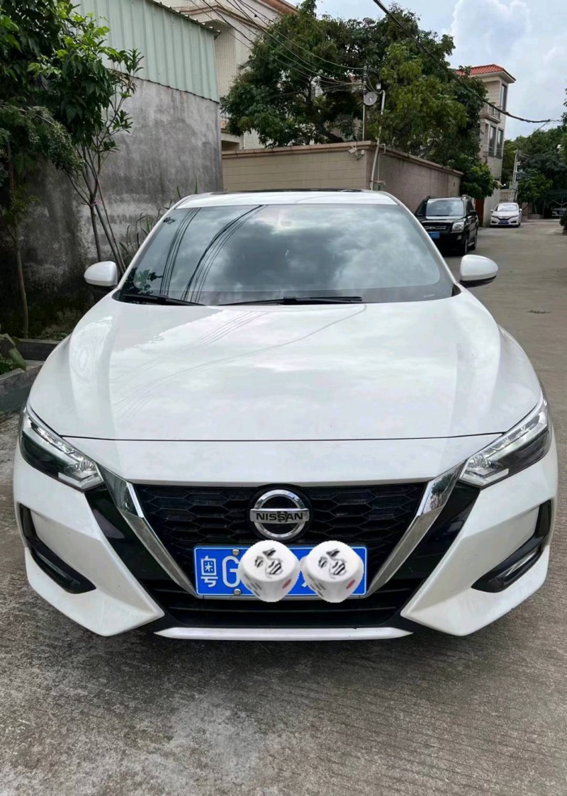 深圳21年日產軒逸1