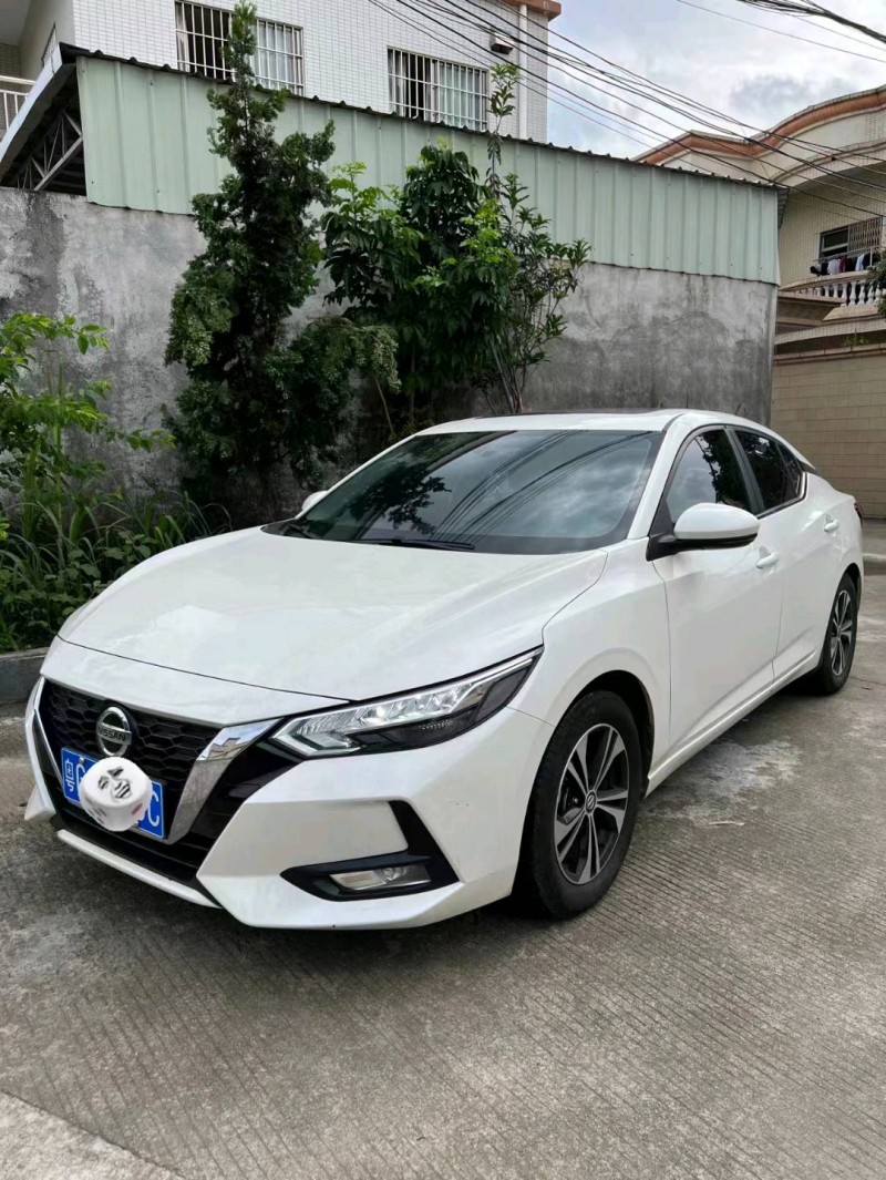 深圳21年日產軒逸3
