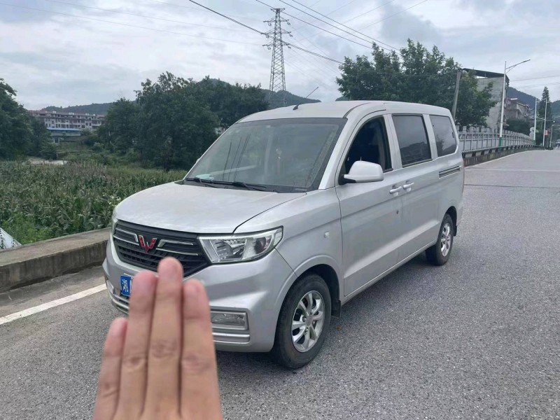 衡陽19年五菱汽車宏光2