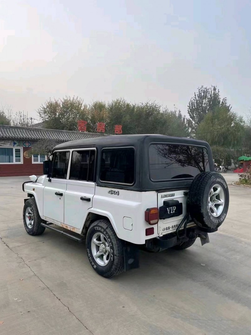 廊坊16年北汽制造戰旗8