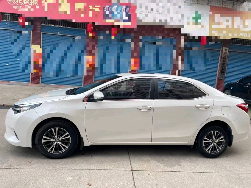 娄底17年丰田雷凌2