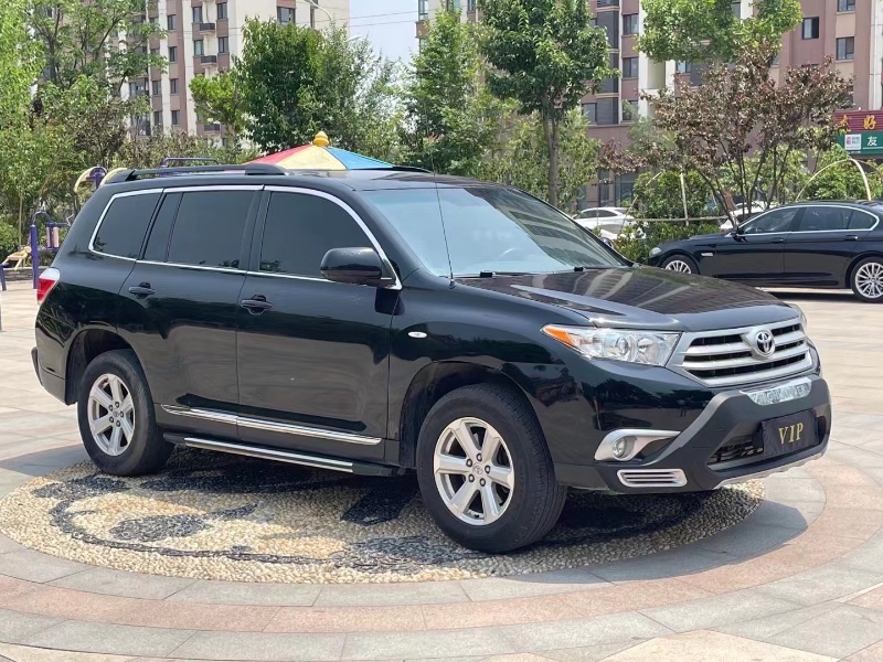 青岛14年丰田汉兰达7