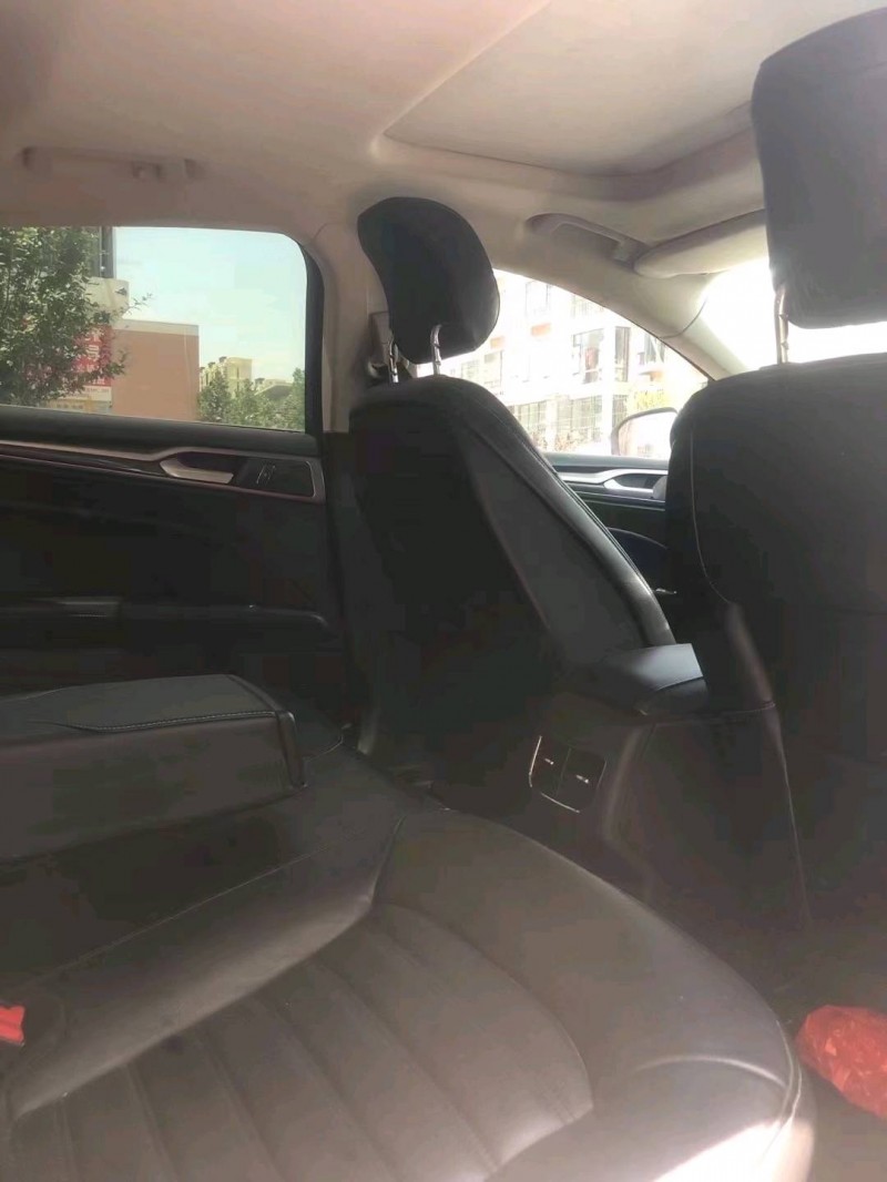 枣庄19年福特蒙迪欧8