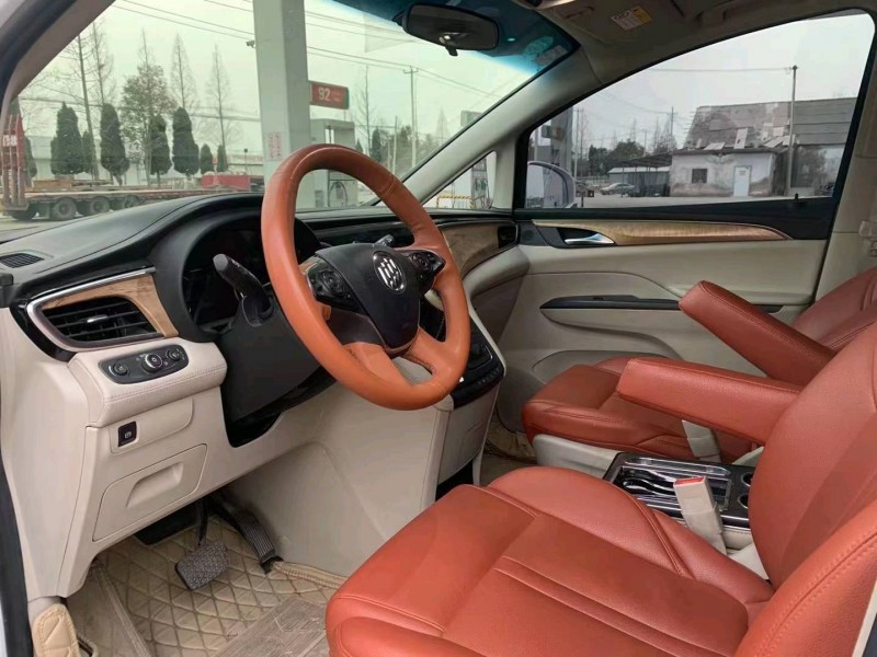 徐州18年别克GL87