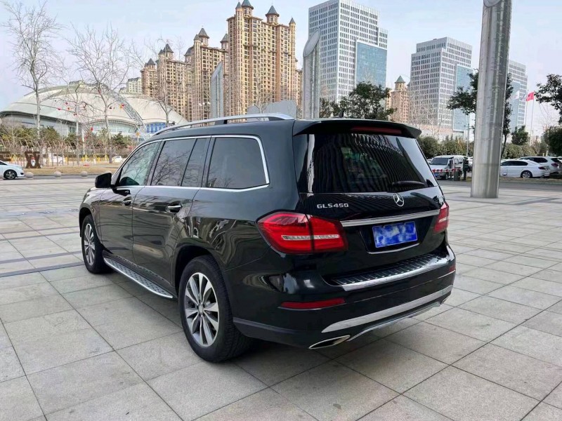 煙臺17年奔馳GLS3