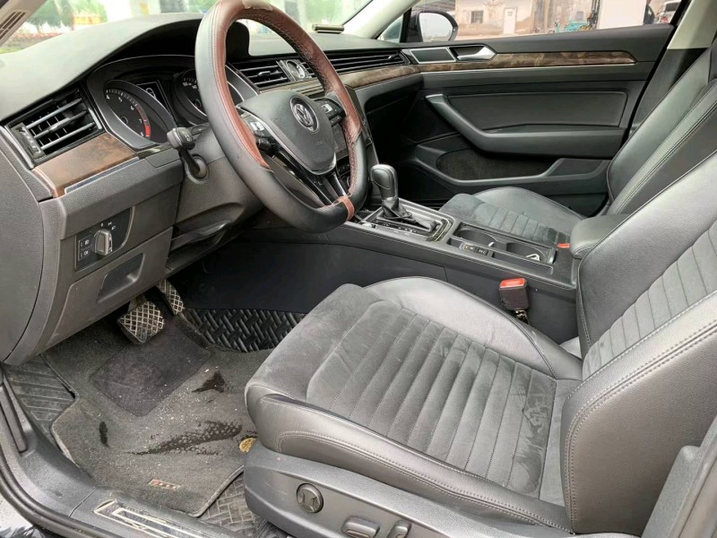 徐州17年大众迈腾2