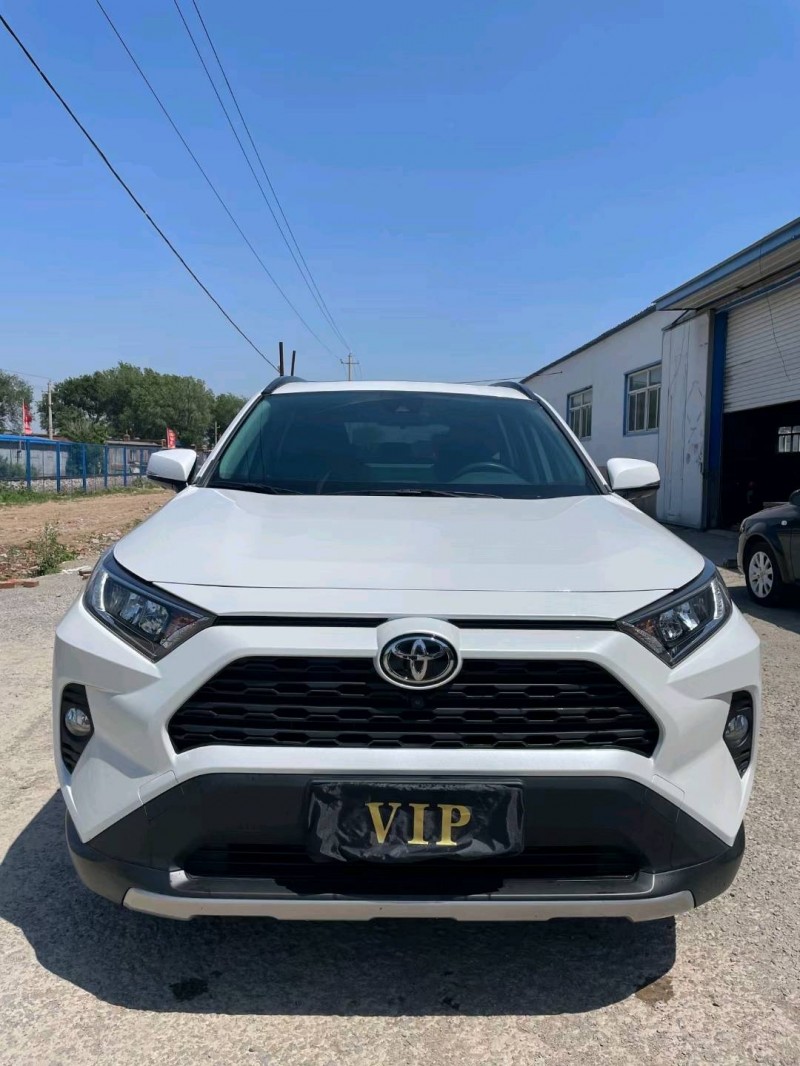 沈陽21年豐田RAV41