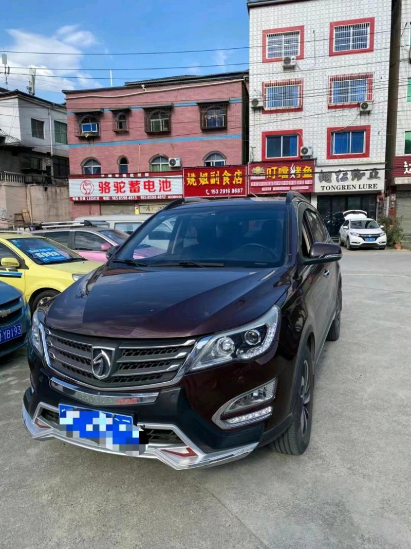 銅仁17年寶駿5601