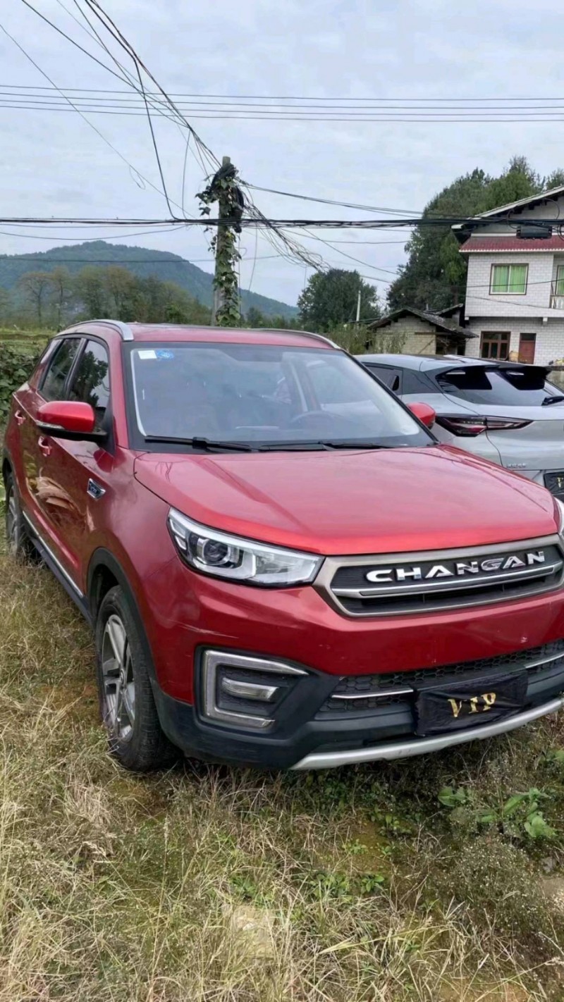 黔西南18年長安汽車CS551