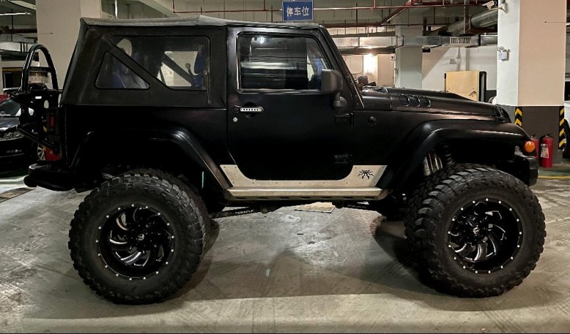 成都13年Jeep牧馬人3