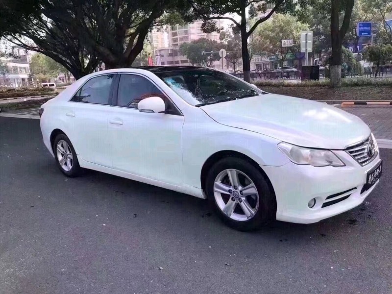 臺州11年豐田銳志2