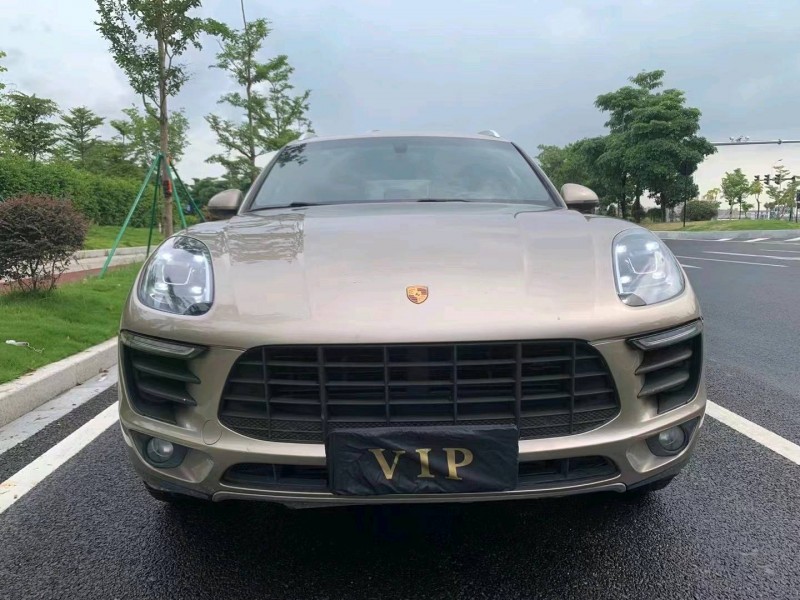 廣州14年保時捷Macan1